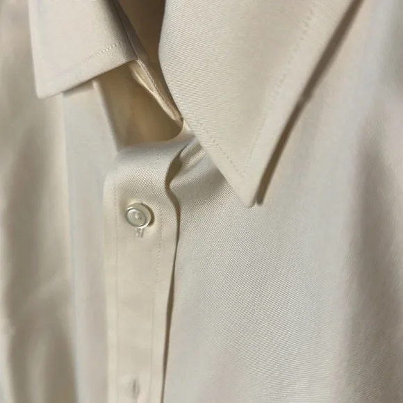 Jos A Bank Traveler Button Down - Slim Fit - Picture 2 of 3